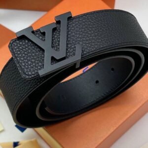 Premium Black Textured Leather Belt with Matte Metal Buckle (Designer-Inspired)